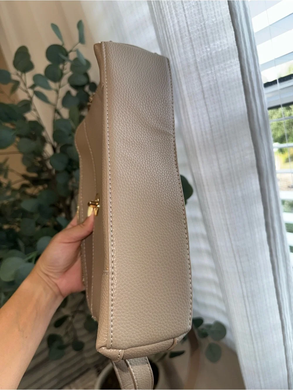 N/A elegant taupe